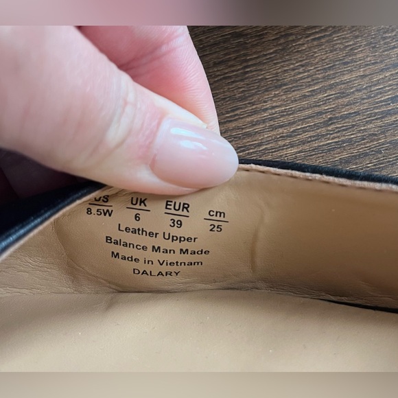 Naturalizer Black Dalary Slingback Pump Size 8.5 Wide Width - Picture 12 of 13